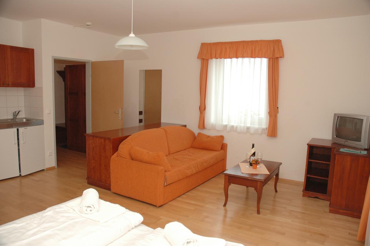 Sporthotel Am Oetscher Lackenhof Exteriör bild